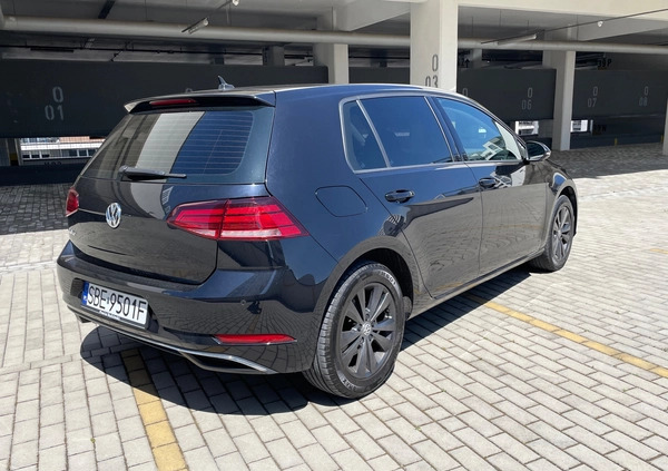 Volkswagen Golf cena 60900 przebieg: 77000, rok produkcji 2019 z Rzeszów małe 172